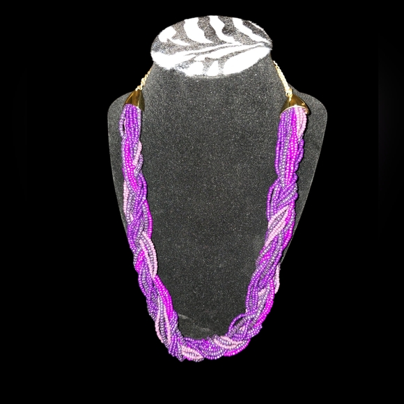 Purple multi stran beaded necklace. - Picture 2 of 11